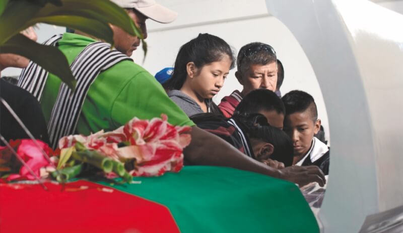 La comunidad indígena Nasa ha sido la más afectada en el conflicto que vive el Norte del Cauca. Solo entre enero y septiembre de 2019 asesinaron  a 61 indígenas de esa etnia, según Medicina Legal. / Fotos: Lia Valero