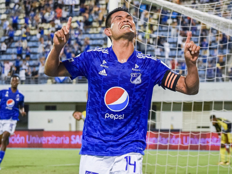 Mackalister se disculpa con la hinchada tras polémicas declaraciones, ¿qué dijo?
