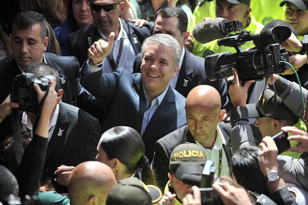 Gobierno y Centro Democrático defienden actuación del Esmad