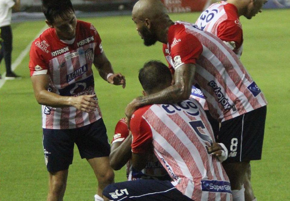Júnior venció a Millonarios y Amaranto Perea gana tiempo