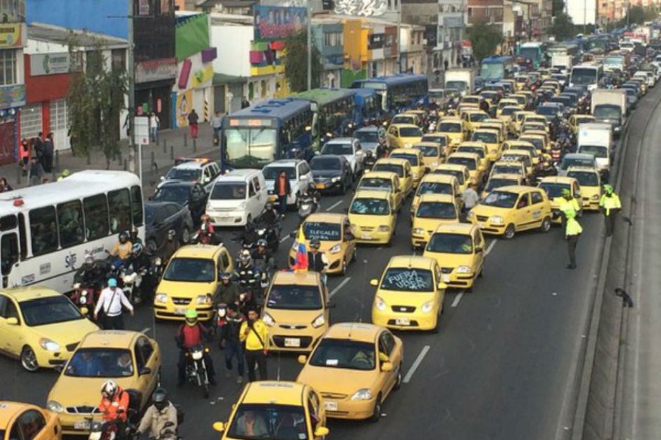 Siete capturados dejan concentraciones de taxistas en Bogotá