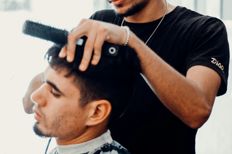 El corte hongo: el estilo perfecto para los hombres con personalidad