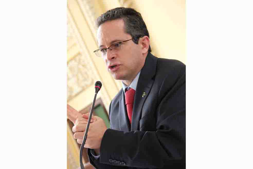 U. de Caldas se libera de pasivo pensional