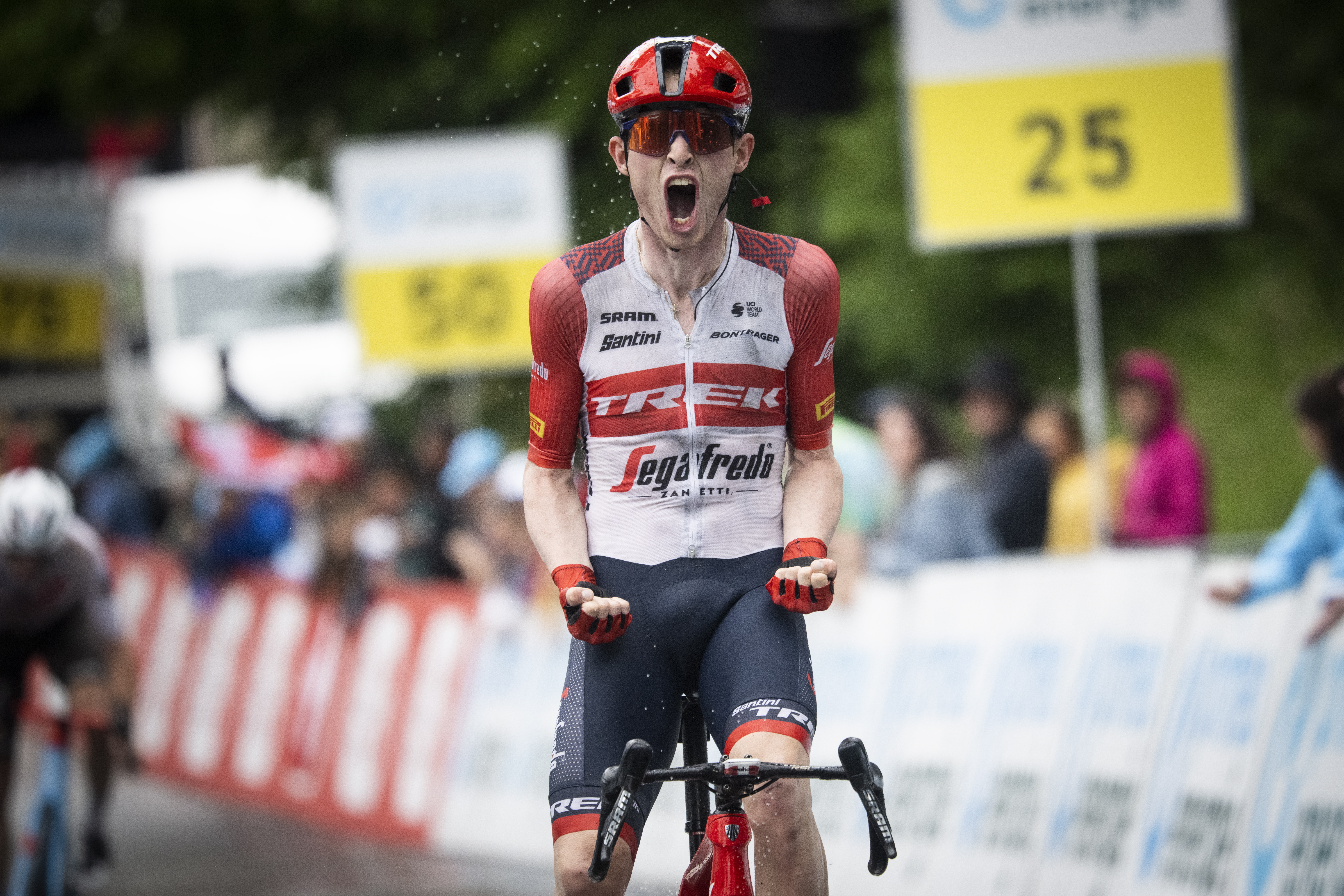 Tour de Suiza: Skjelmose ganó la tercera etapa y es nuevo líder; Rigo es sexto