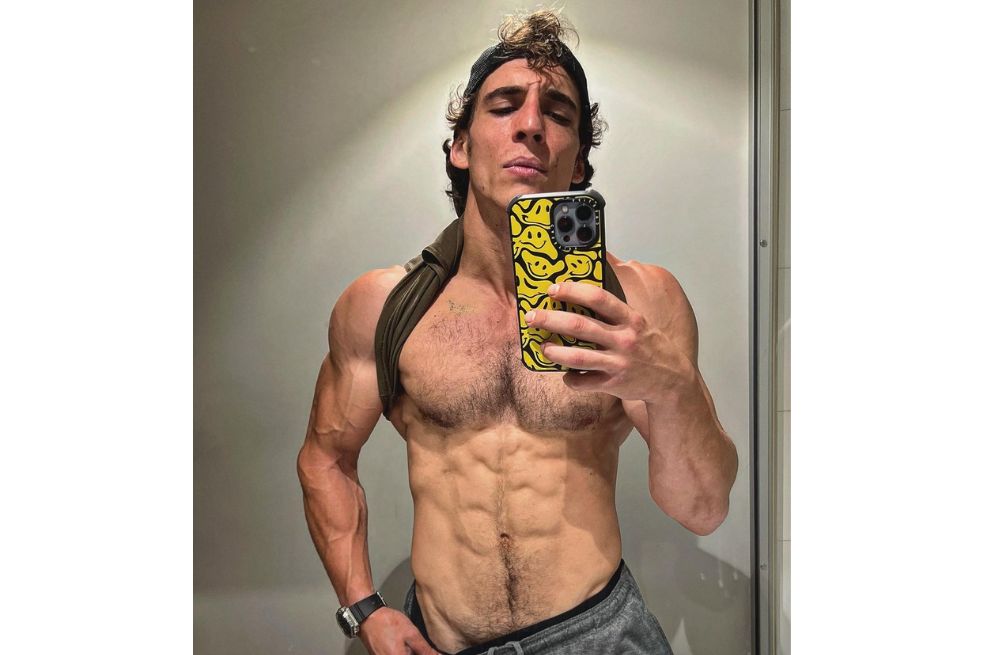 Miguel Herrán 2023