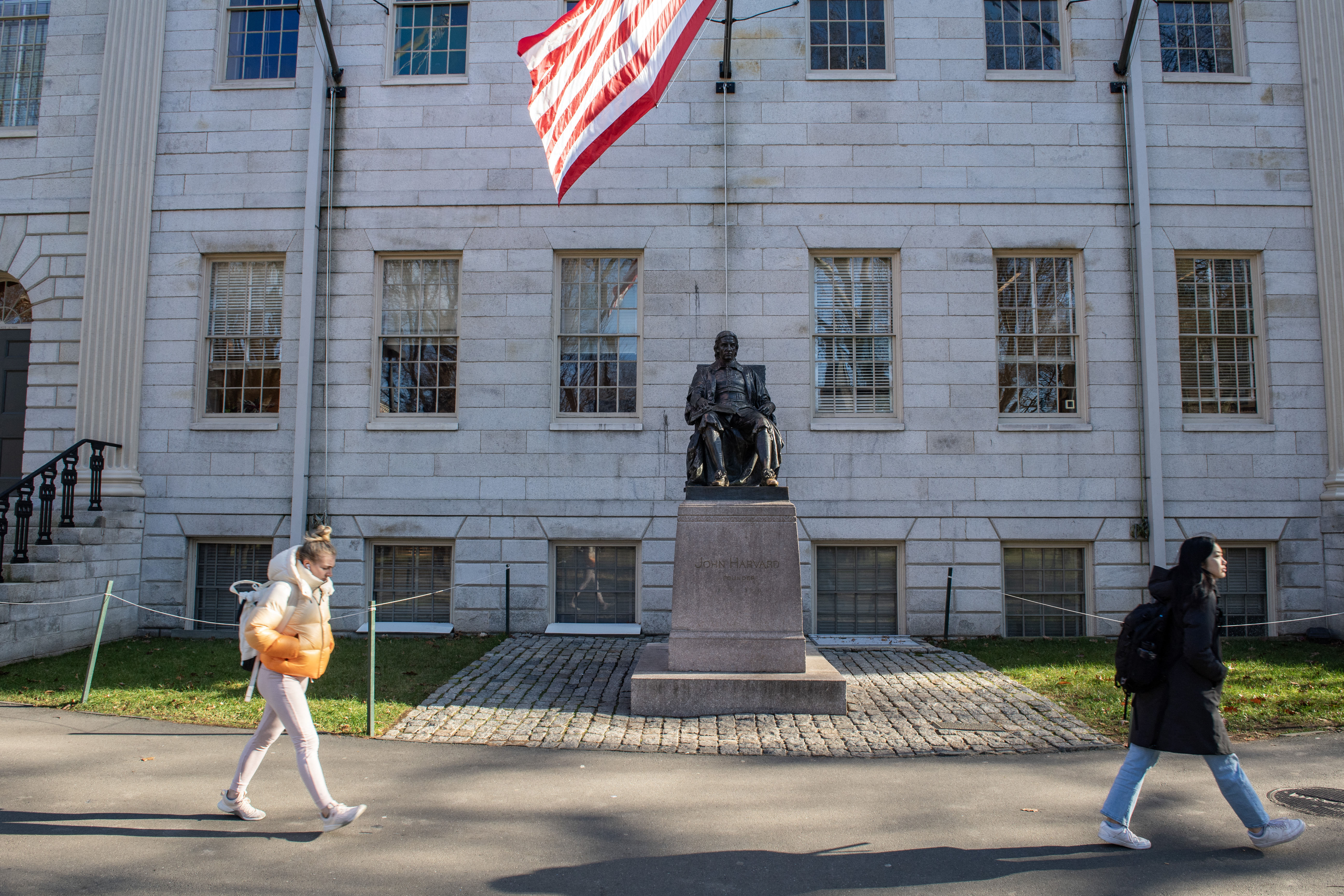 Harvard demandó a Trump otra vez por prohibirle recibir estudiantes extranjeros