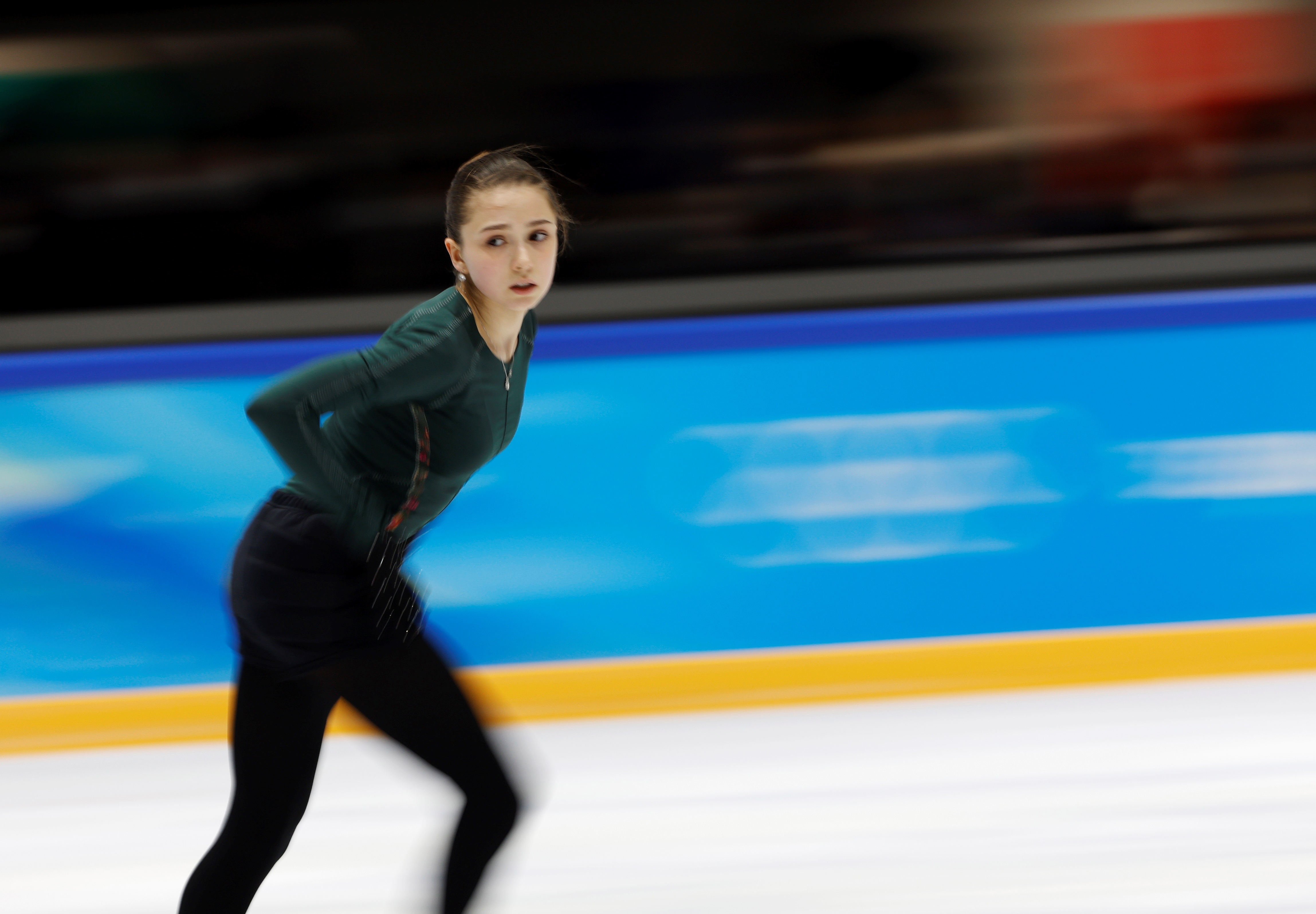 Beijing (China), 14/02/2022.- Figure skater Kamila Valieva of the Russian Olympic Committee in action during a practice session at the Beijing 2022 Olympic Games, Beijing, China, 14 February 2022. The 15-year-old Russian skater who failed a pre-games drug test has been cleared to continue competing in the Women'Äôs Single skating event in a ruling by a panel of arbitrators appointed by the Court of Arbitration for Sport on 14 February. (Rusia) EFE/EPA/HOW HWEE YOUNG