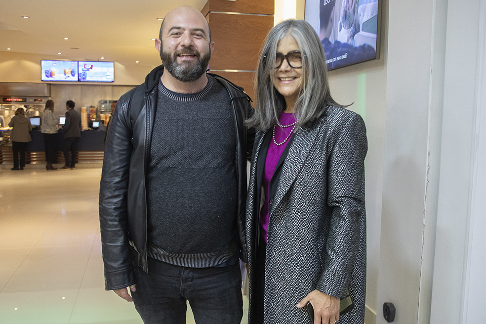 Santiago Rivas y Pia Barragan Leo Grande