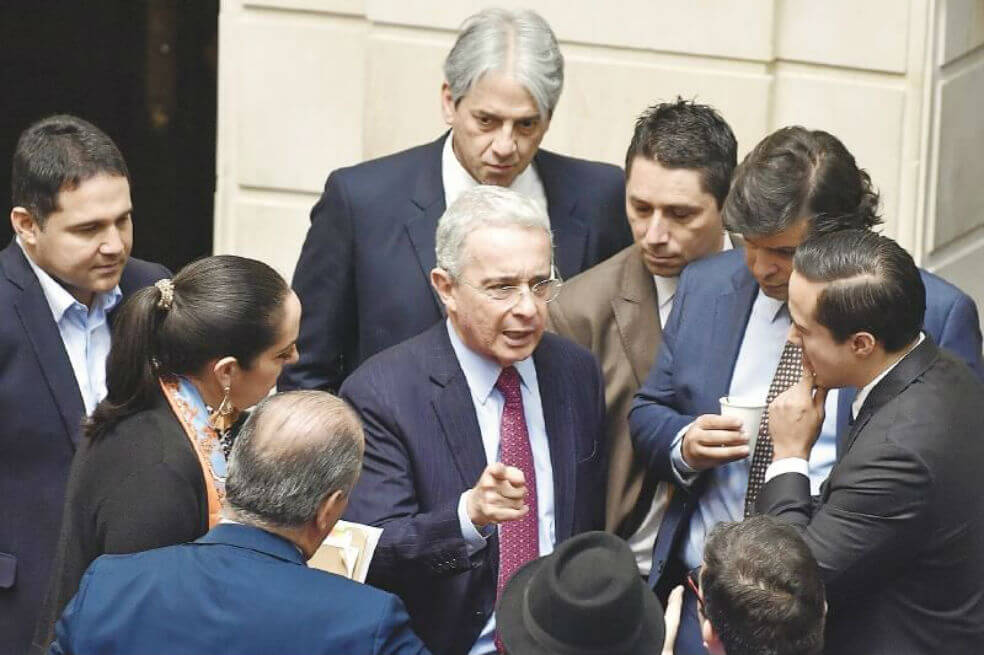 “No se puede paralizar acción contra criminales”: Centro Democrático tras bombardeo 