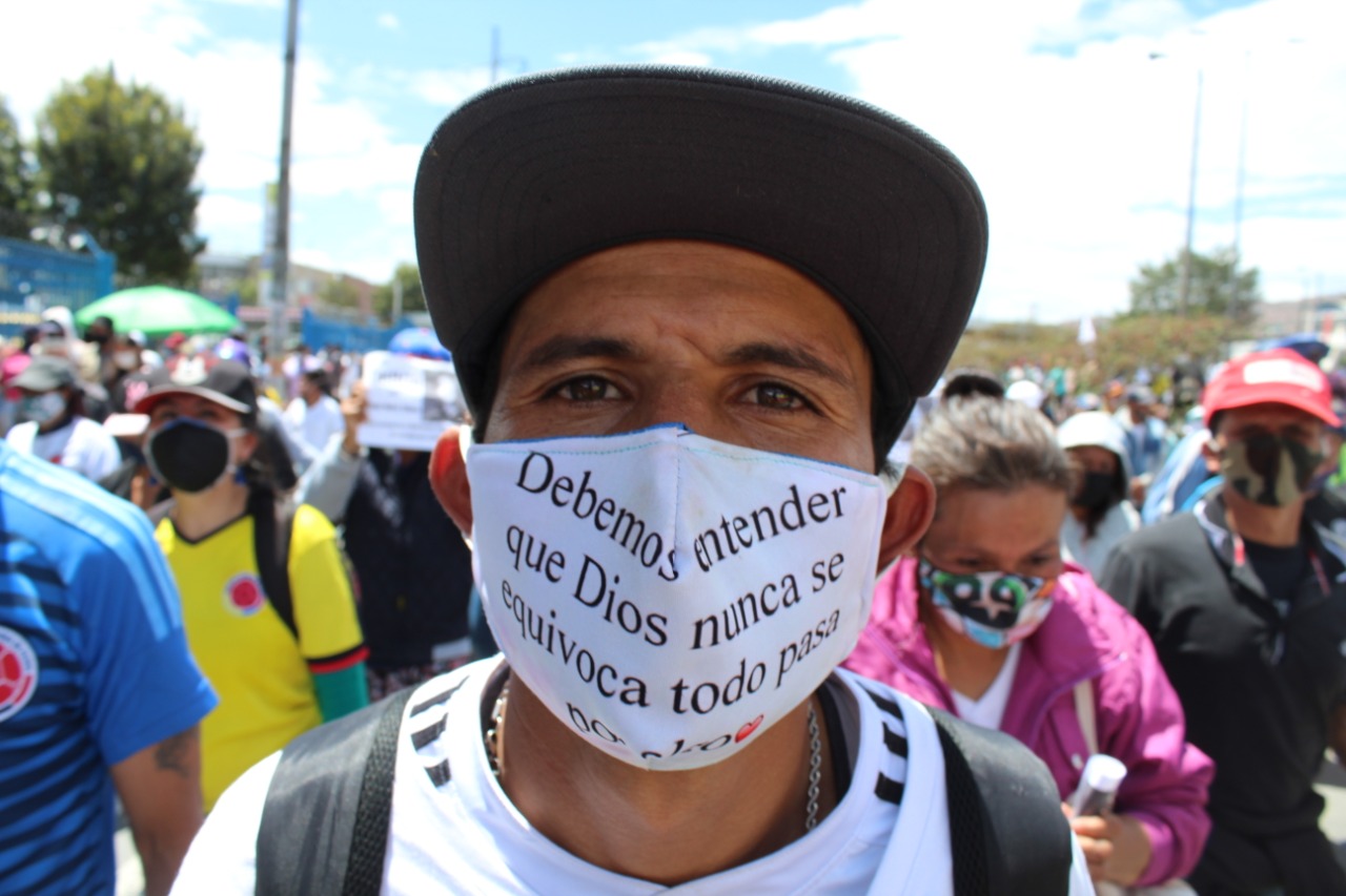 El fin del recorrido es la Alcaldía de Soacha, en donde pedirán viviendas dignas y justicia por la muerte de Duvan Mateo Aldana.