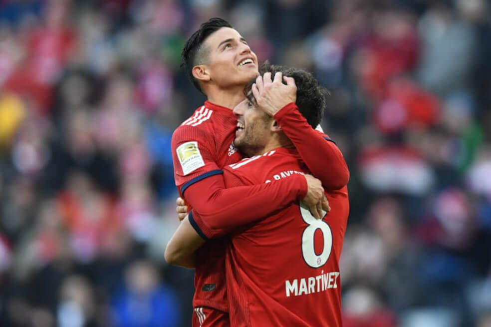 Con James de titular, Bayern Múnich ganó y alcanzó al Dortmund