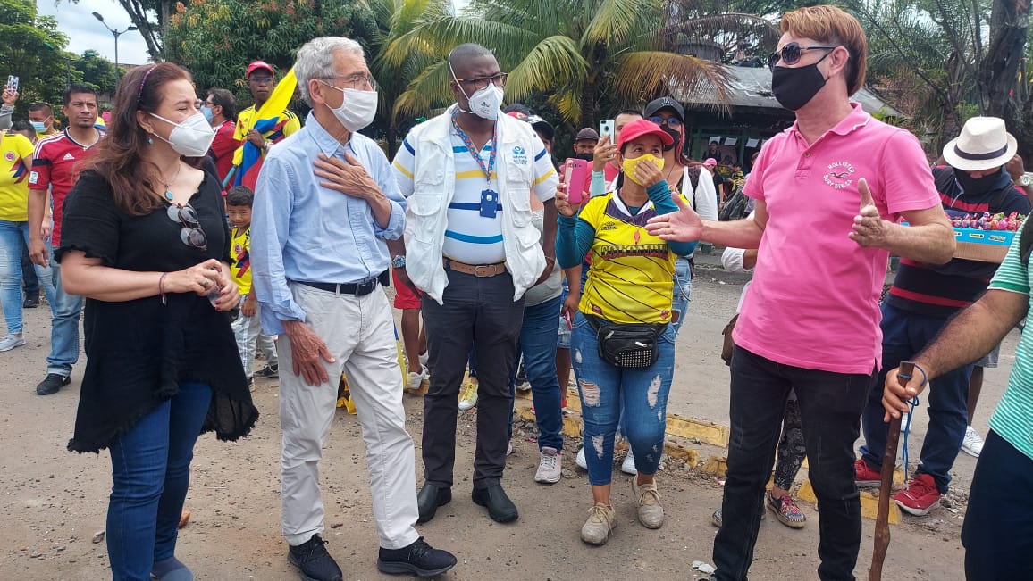 Paro Nacional: “Mantengan esta grandeza de poner el corazón”, padre de Roux