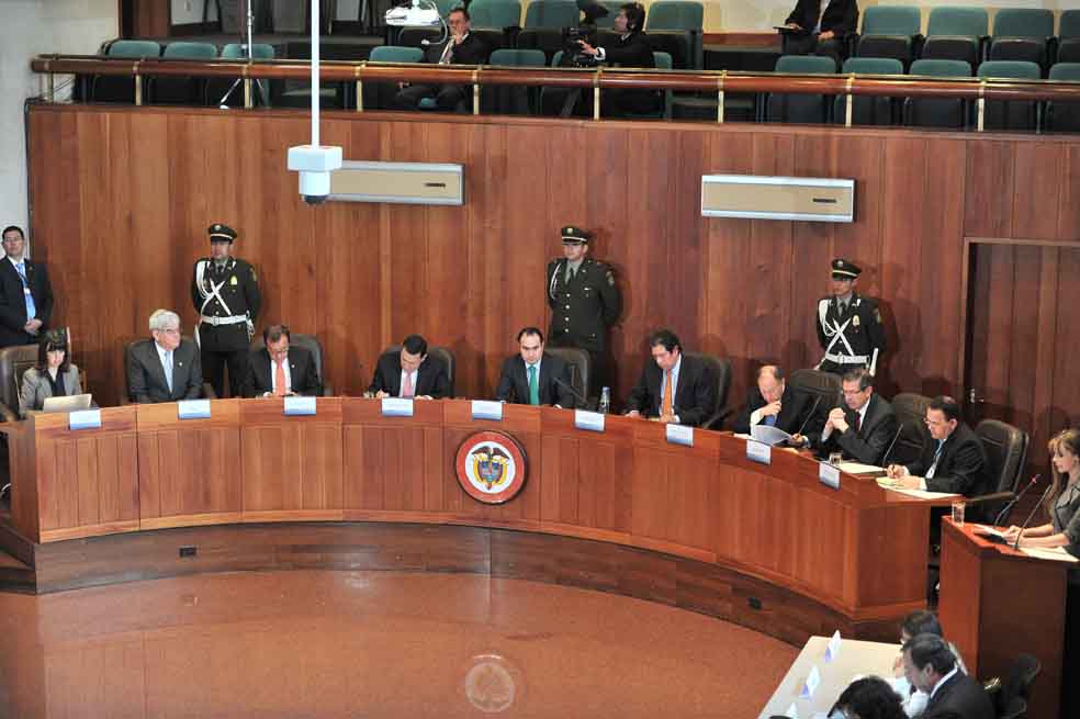 ‘Hay que enseñar antes que operar’