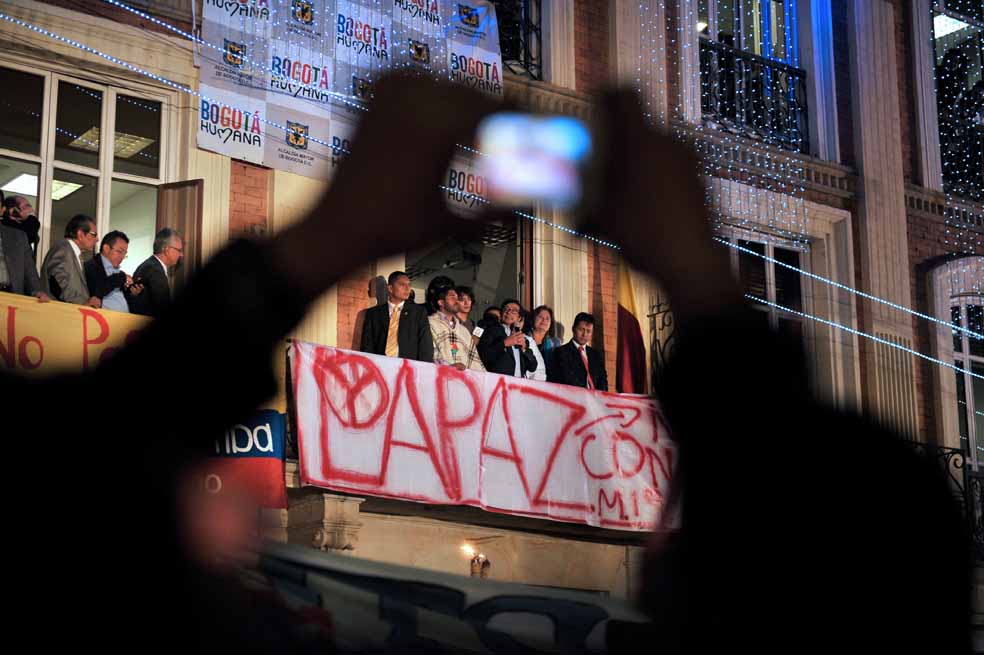 Petro agitó la política