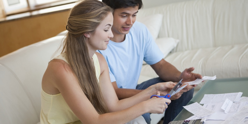 Cinco consejos para aprender a manejar el dinero en pareja