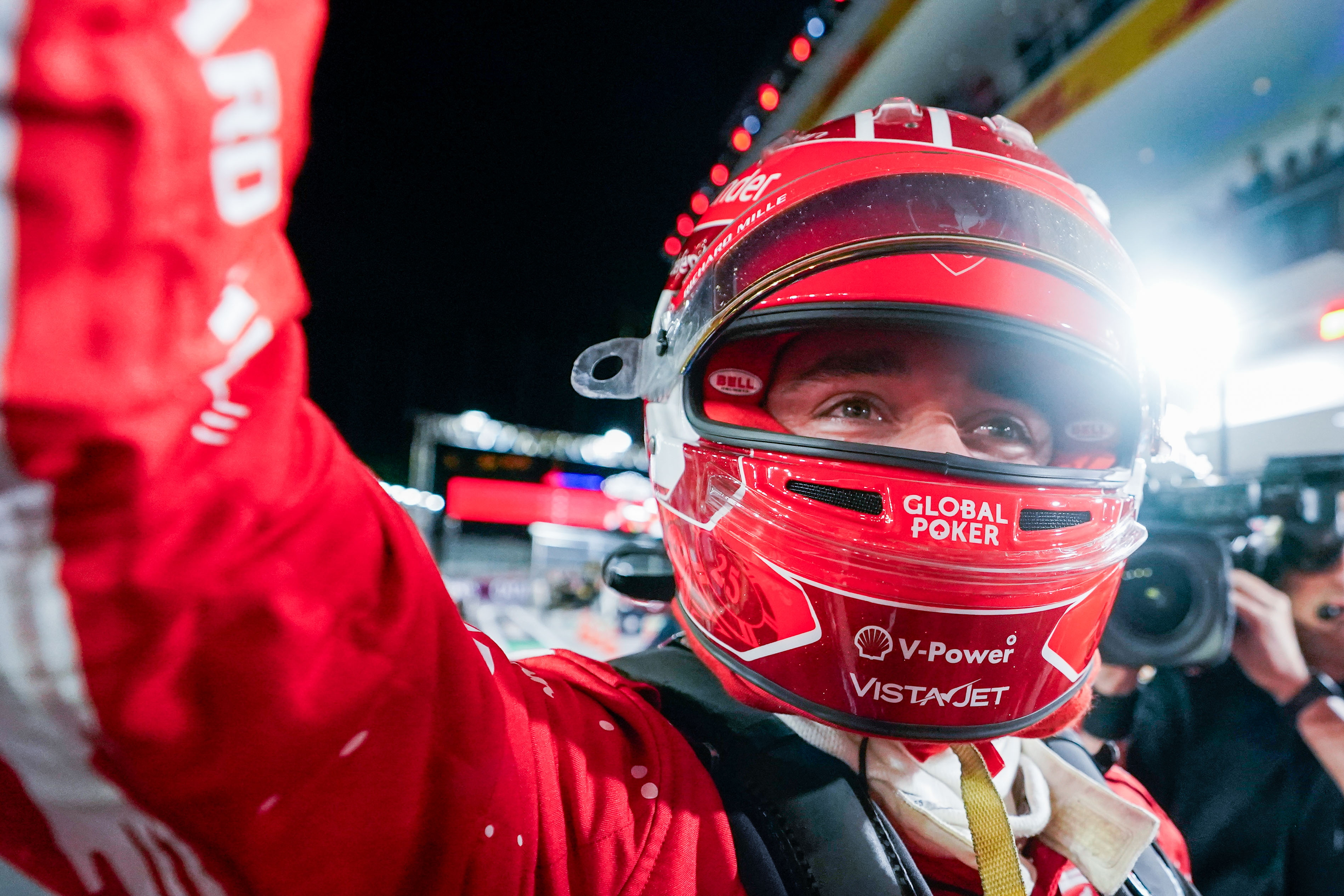 Formula 1 | Noche de lujo para Leclerc que gana la pole para el GP de Las Vegas