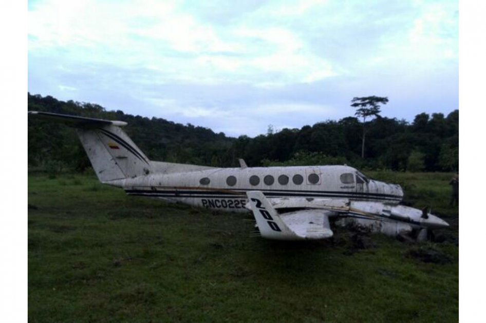 Así quedó el avión Beechcraft Super King de la Fiscalía, cuya matrícula es PNC0225 de la Policía Nacional.