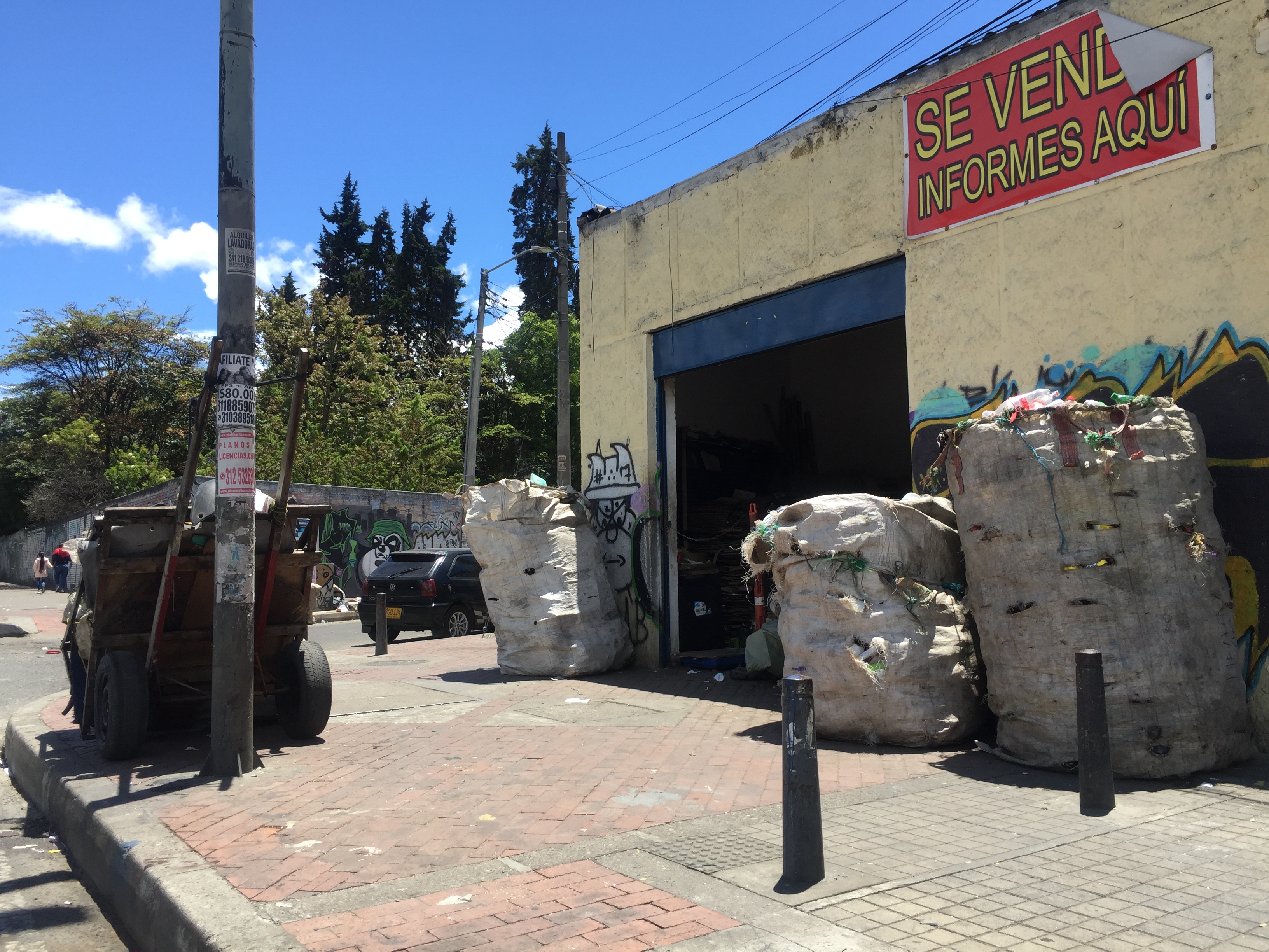 Bodega de reciclaje en la localidad de Rafael Uribe Uribe.