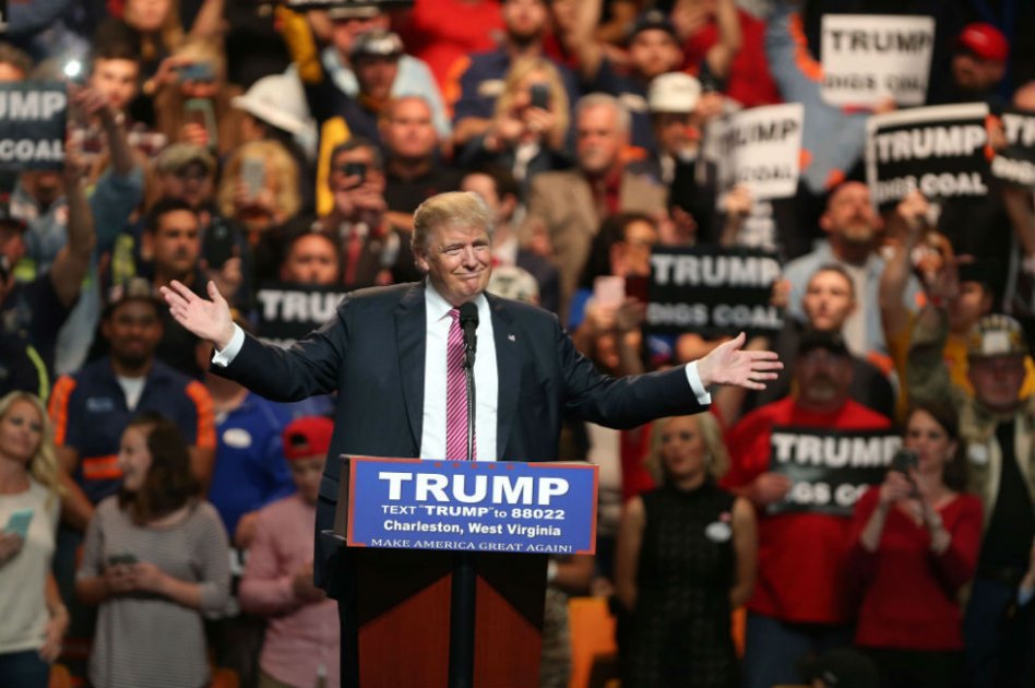 Latinos en EEUU rechazan en masa al partido Republicano y a Trump, según sondeo