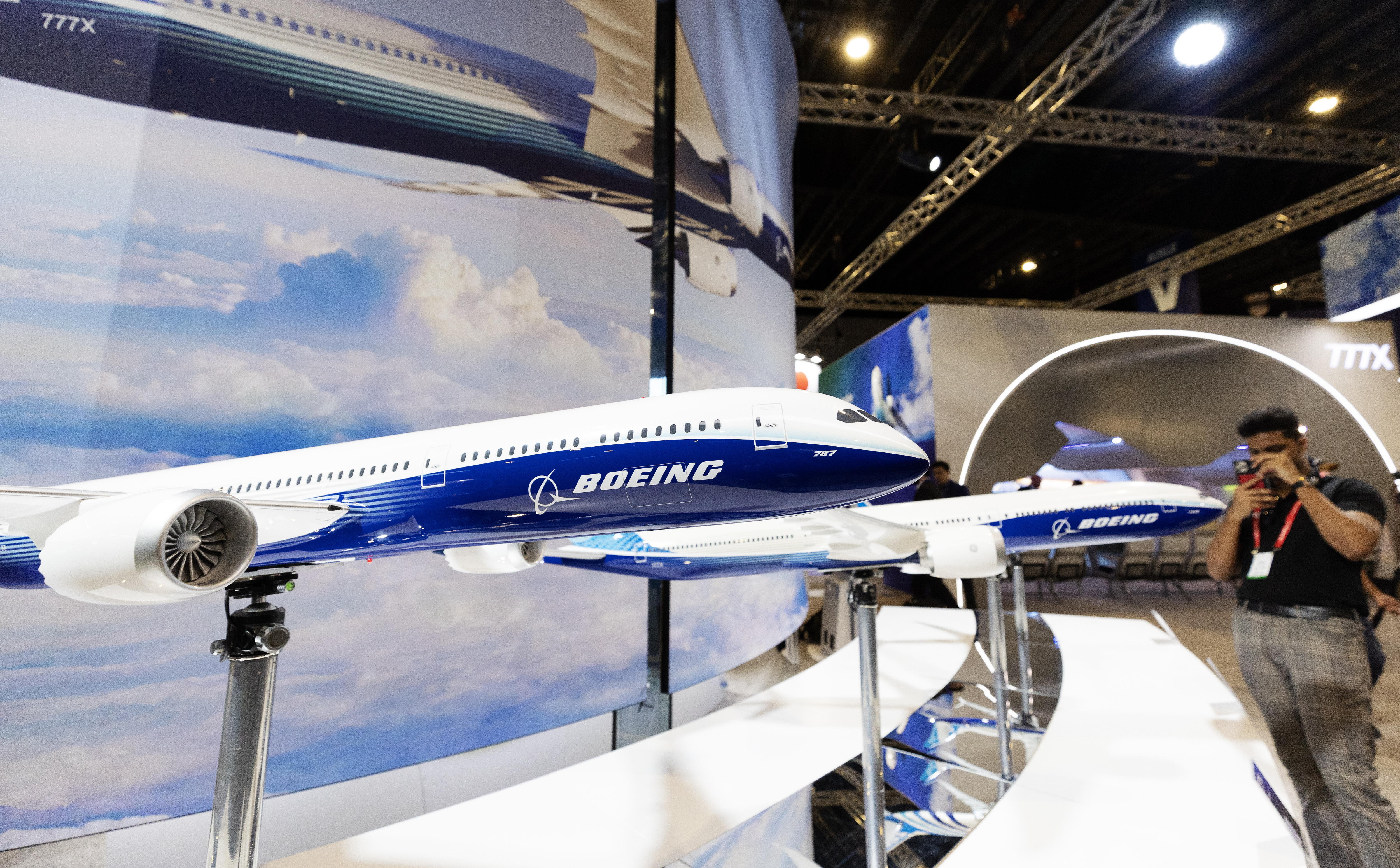 Testimonios ante el Senado de EE. UU. cuestionan la seguridad de aviones Boeing