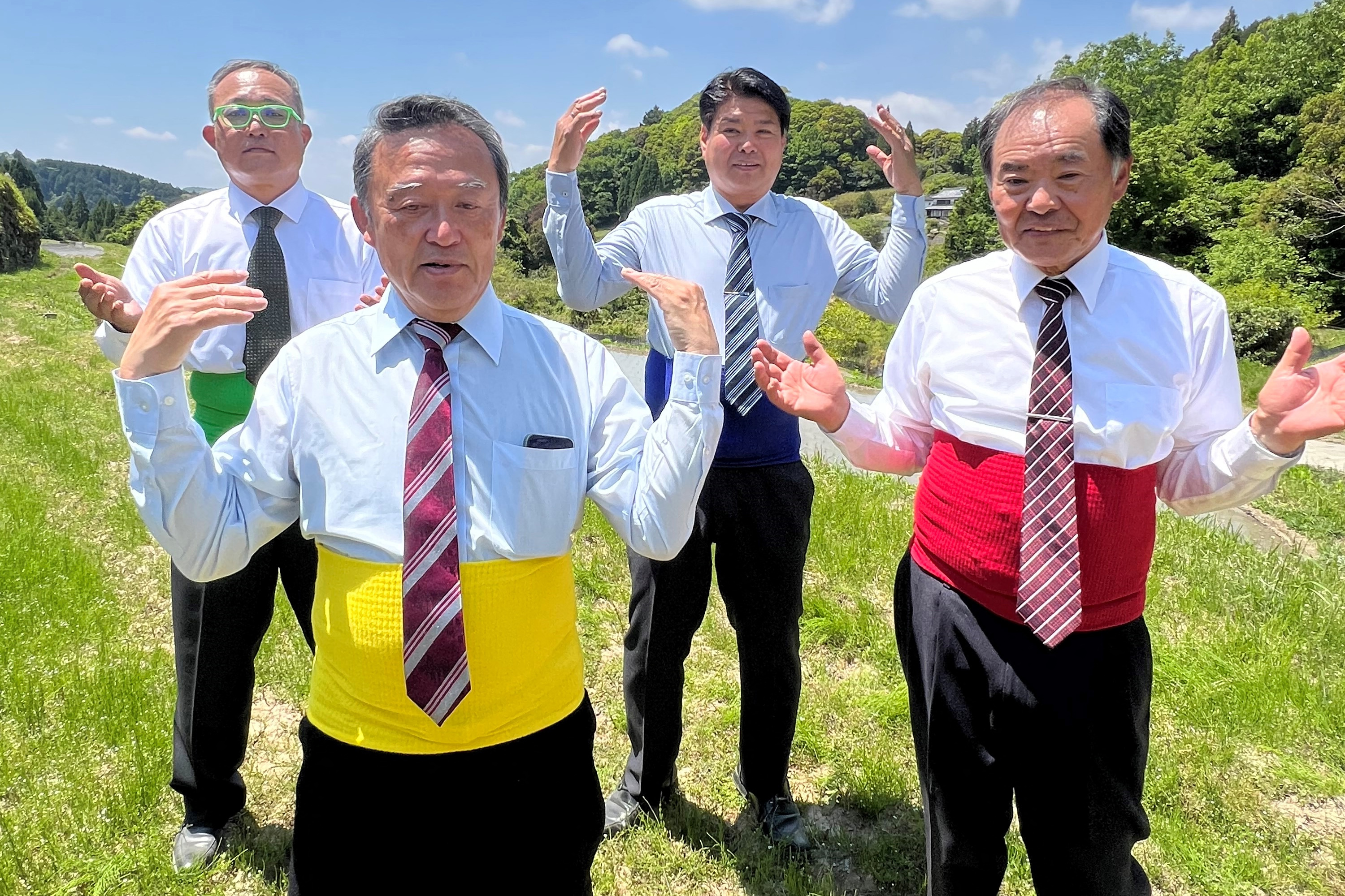 Cuatro “viejos rompecorazones”  japoneses triunfan con sus bailes en Tik Tok