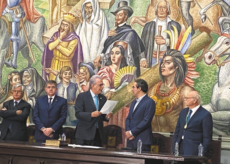El nuevo miembro de la Academia Colombiana de la Lengua