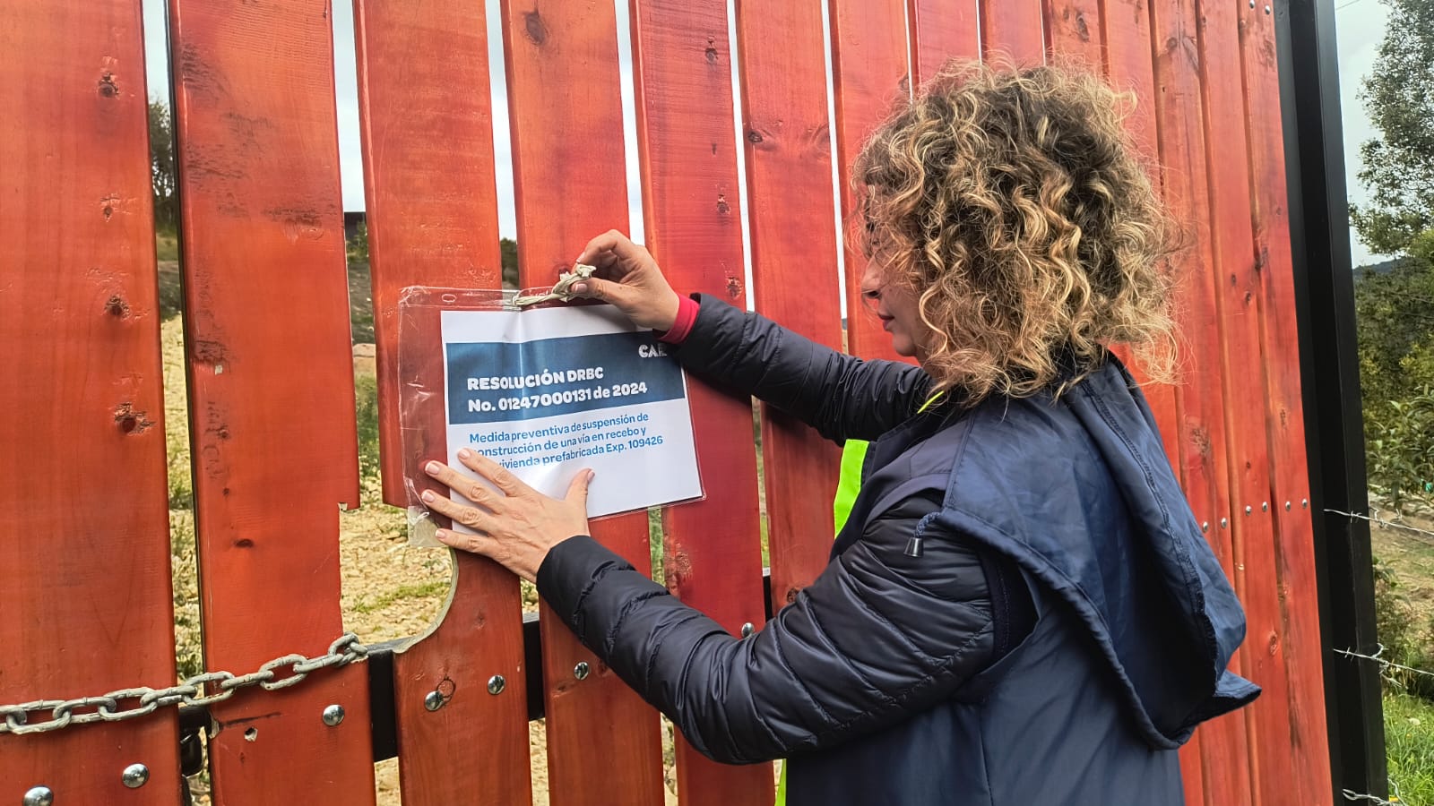 Detienen construcción de una vía en zona protegida de los Cerros Orientales
