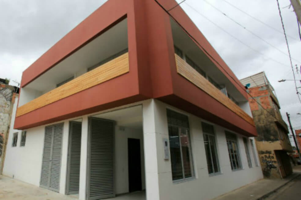 Uno de cada tres salones comunales intervenidos en 2019 en Bogotá están vandalizados