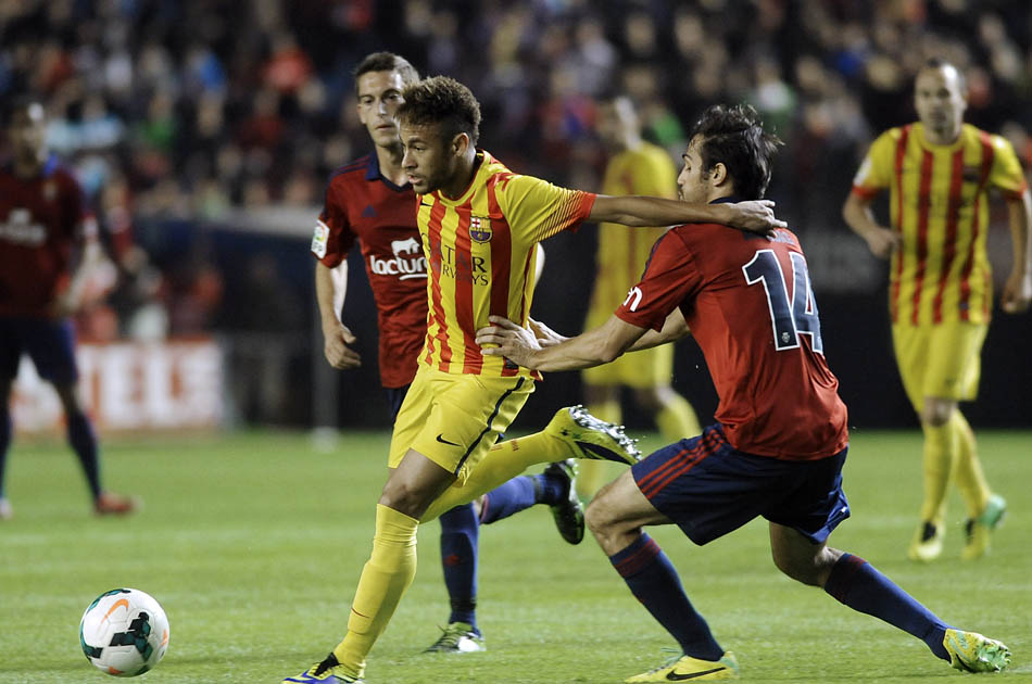 Barcelona pierde su racha de victorias con el Osasuna