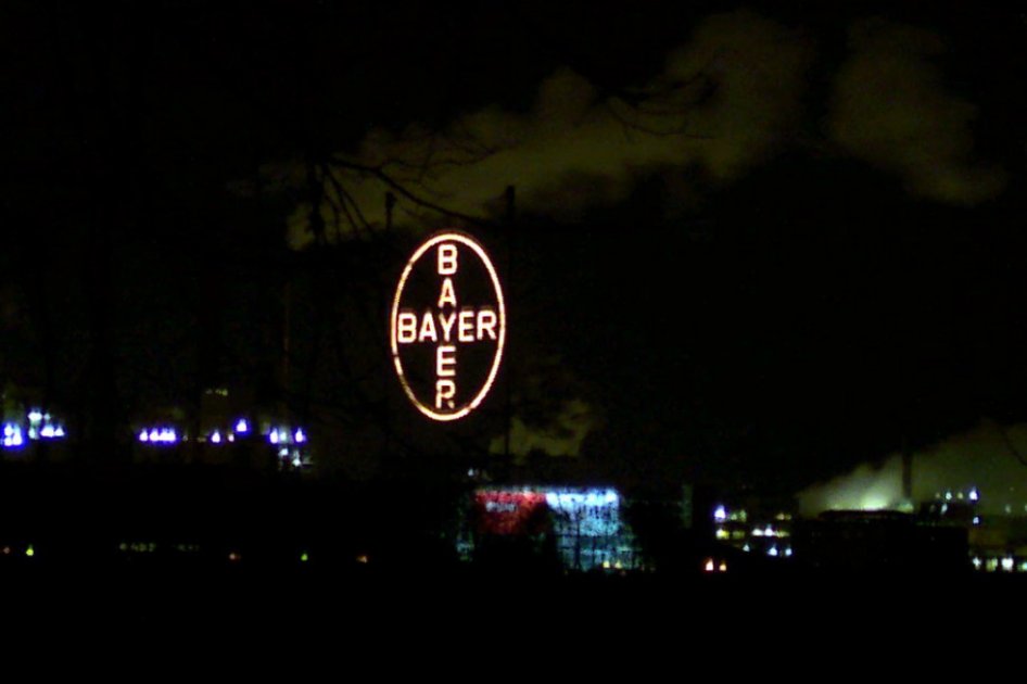 La farmacéutica Bayer confirma que quiere comprar Monsanto