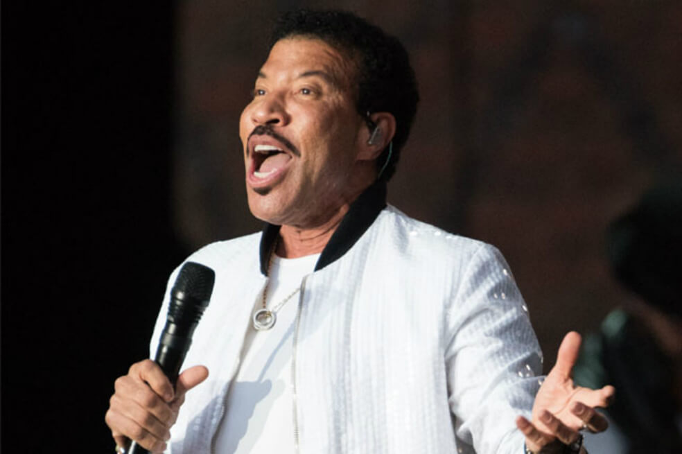 Lionel Richie, un padre modelo, burlón y vengativo