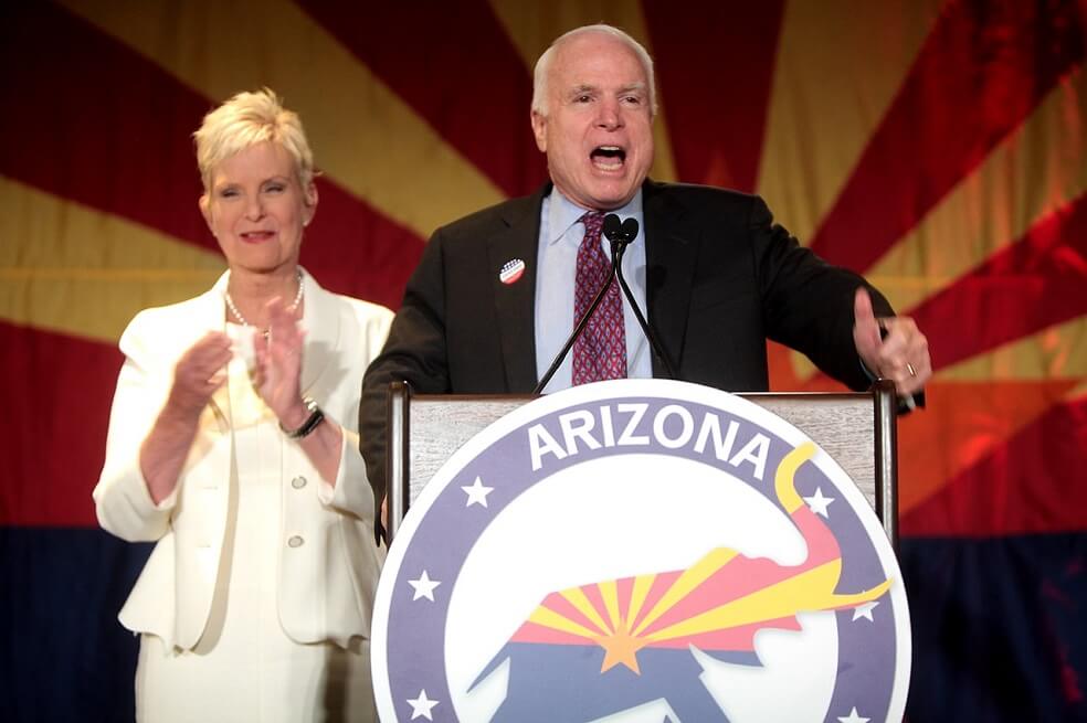 La vida sin mi esposo: El nuevo papel de la viuda de John McCain
