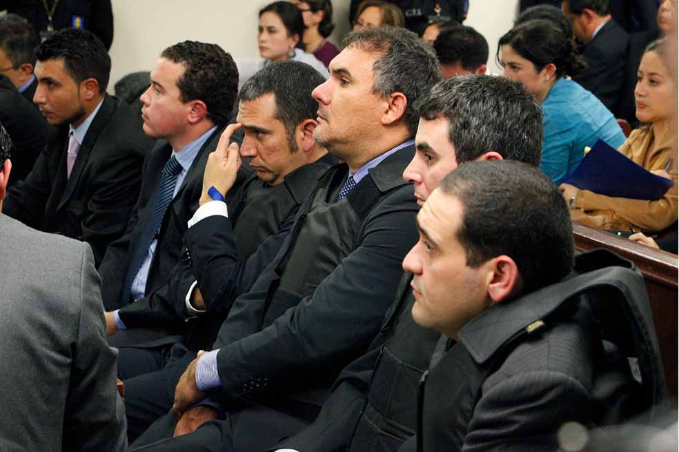 De derecha a izquierda: el cuestionado contratista Mauricio Galofre y sus primos, también empresarios, Guido, Miguel y Manuel Nule. / Archivo