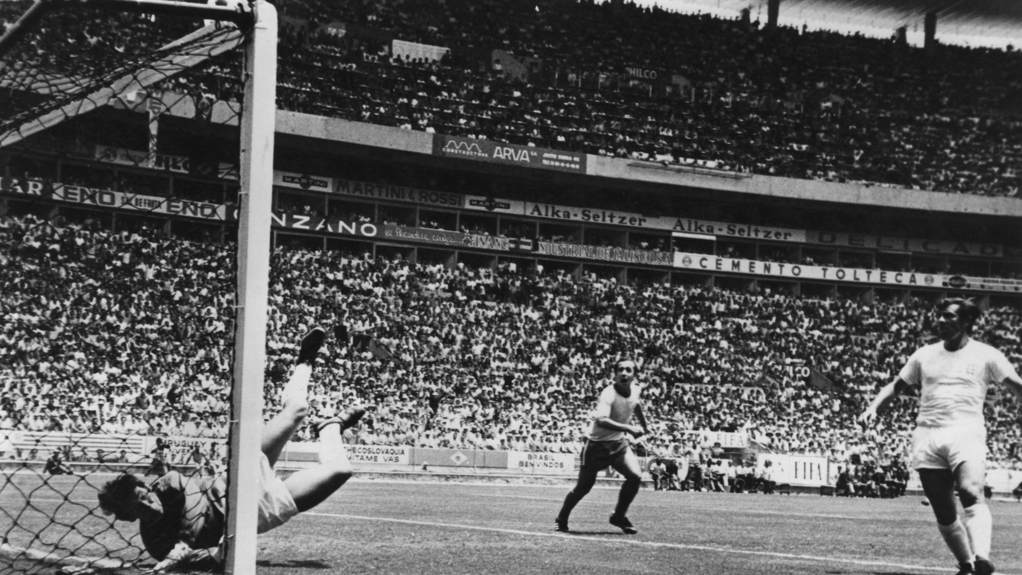 Gordon Banks, tapada a Pelé