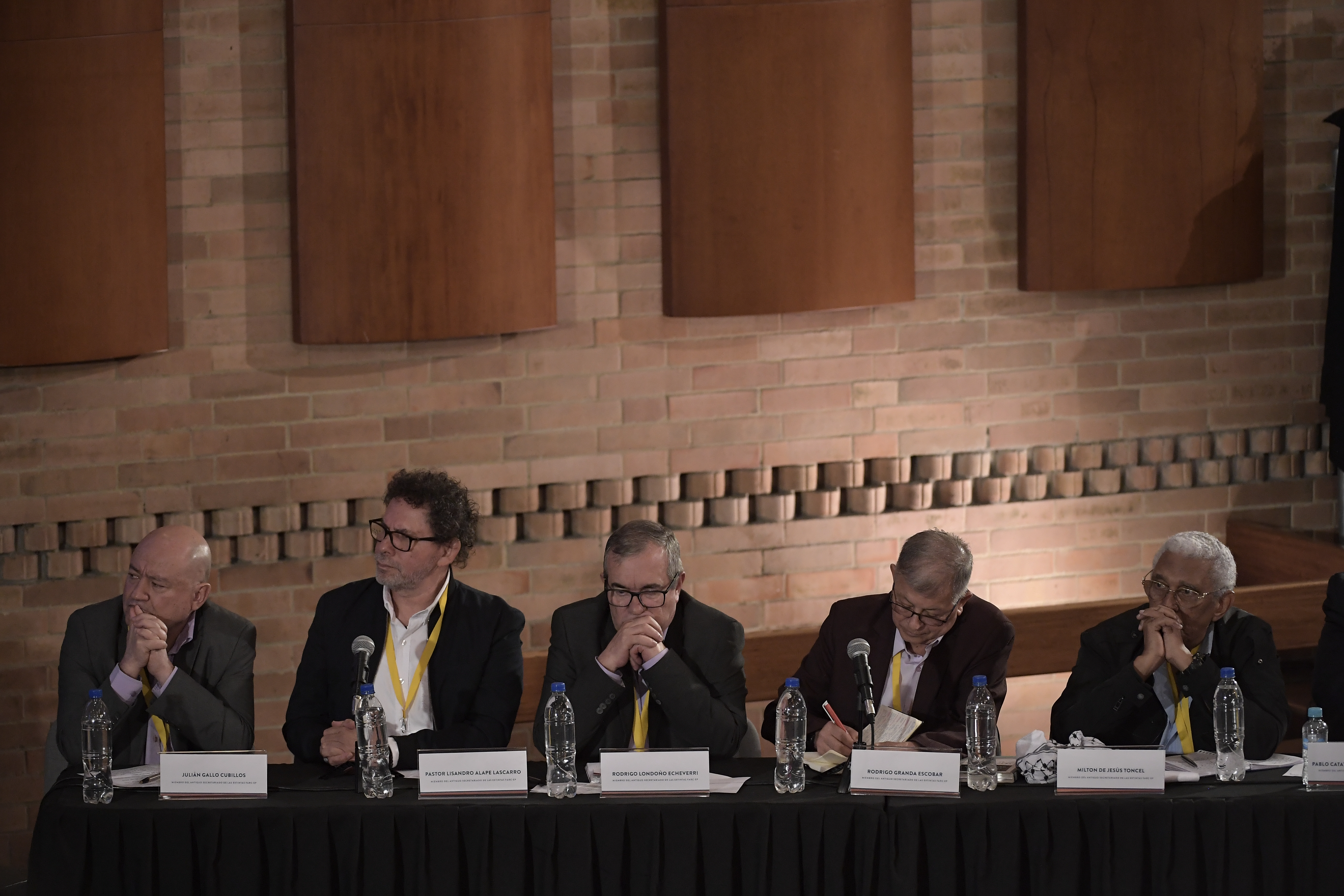 Contraloría advierte incumplimientos del secretariado en sentencias de reparación a víctimas