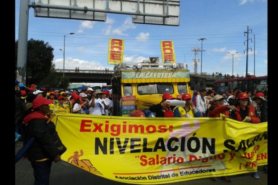 Fecode reitera a Gobierno que no levantará paro hasta que haya soluciones