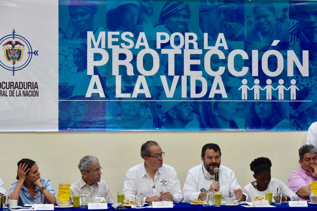 Si el Gobierno toma en serio las alertas tempranas, no caerán más líderes: Defensoría