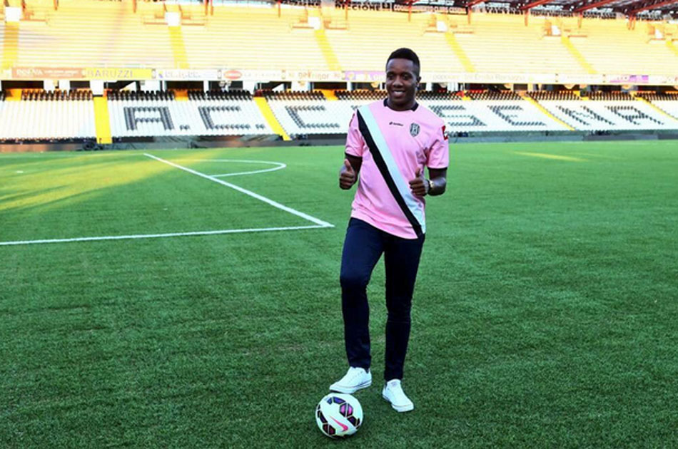 Carlos Carbonero debutó en la derrota de Cesena ante Juventus