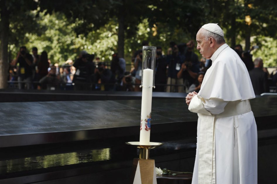 Conmovedora ceremonia del papa en el Memorial del 11-S en Nueva York