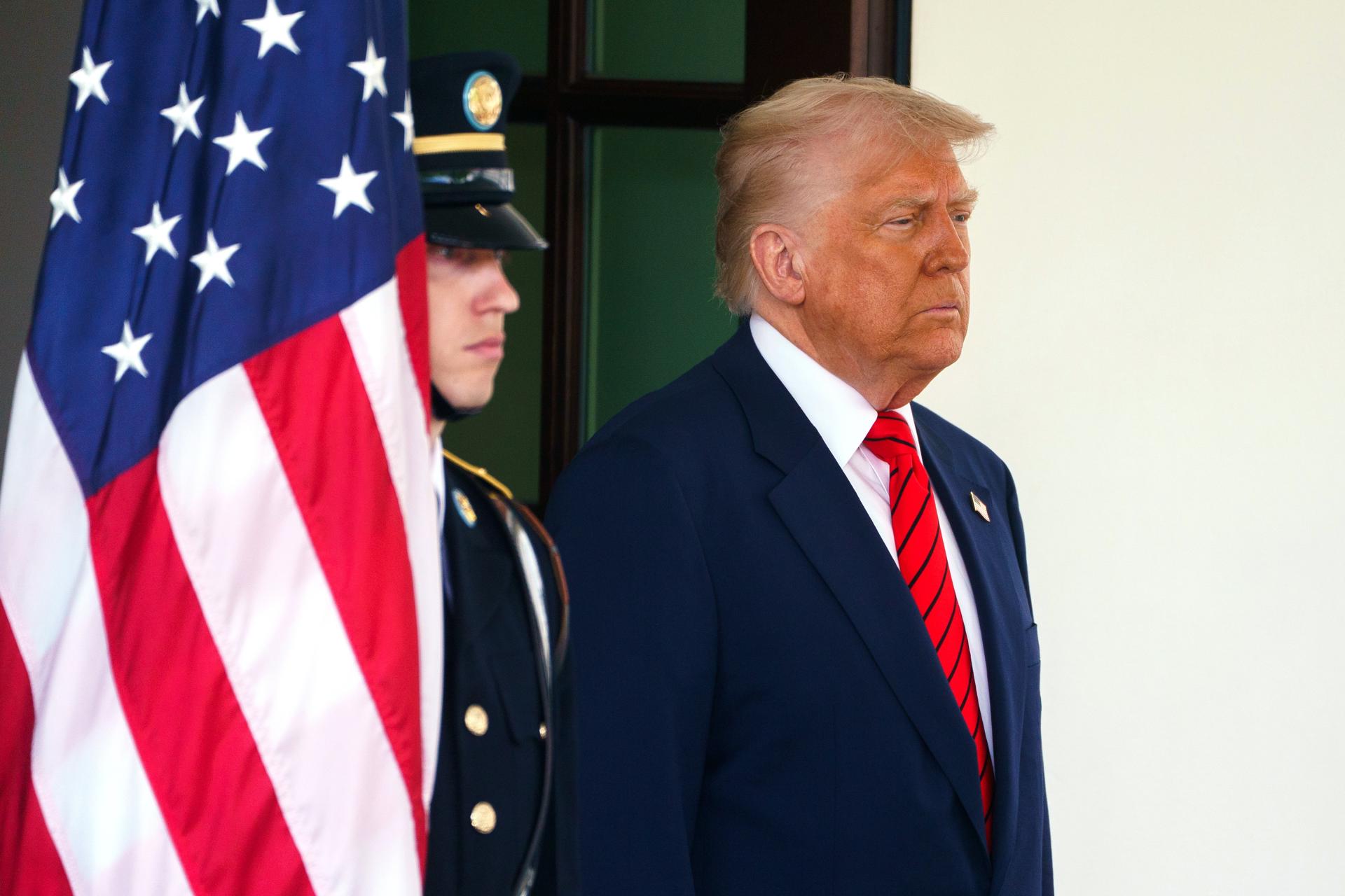 Trump, de forma inesperada, afirma que los hutíes “se rindieron” en Yemen