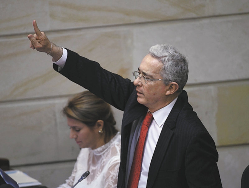 Este es el documento con el que la Fiscalía llamó a juicio a Álvaro Uribe Vélez