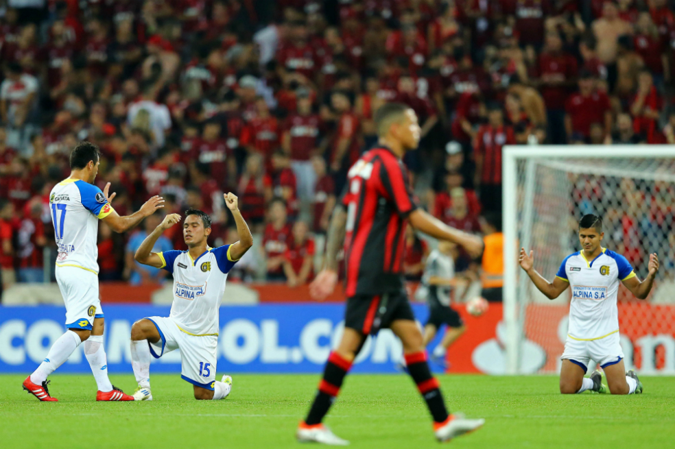 Un empate con sabor a triunfo en la Libertadores: Atlético Paranaense 3-3 Capiatá