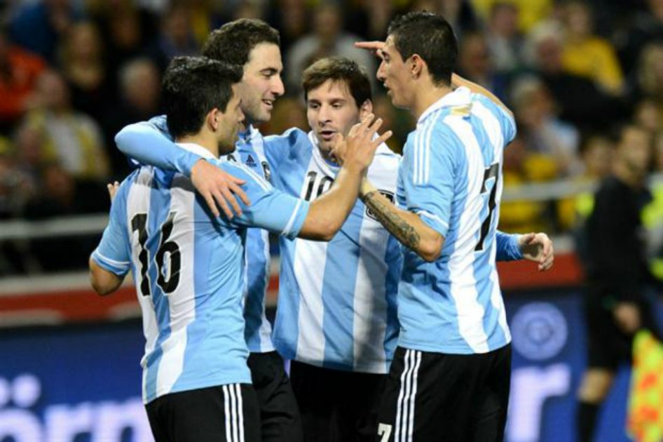 Argentina debutará con Messi pero sin Higuaín en eliminatorias ante Ecuador