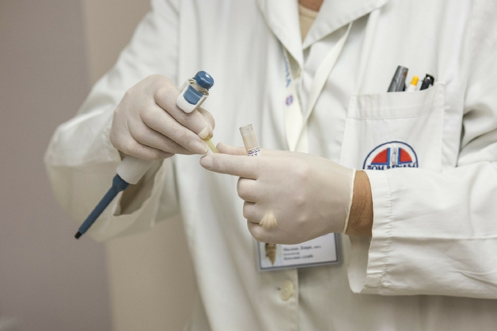Entre más hospitales católicos más limitaciones a los derechos reproductivos de las mujeres