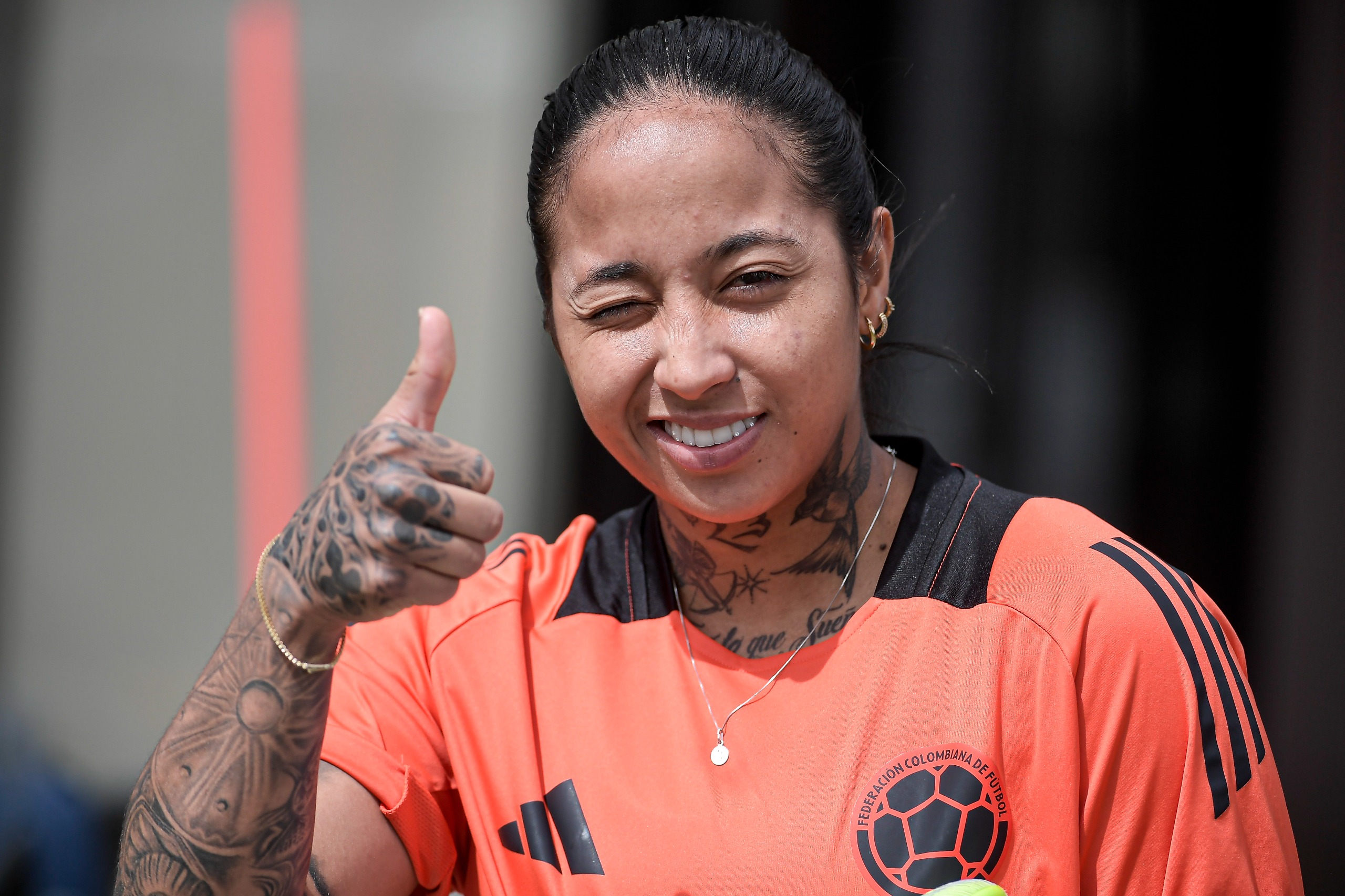 Así fue el increíble golazo de Manuela Paví que le da la vuelta al mundo: video