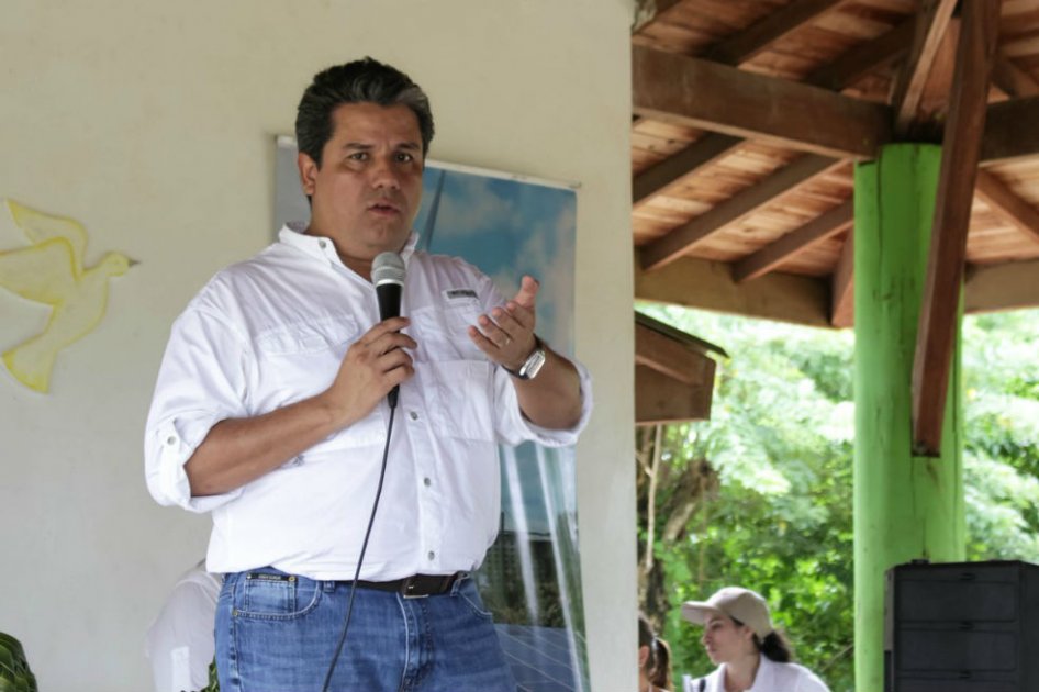 Departamentos más afectados por conflicto tendrán prioridad en cobertura eléctrica