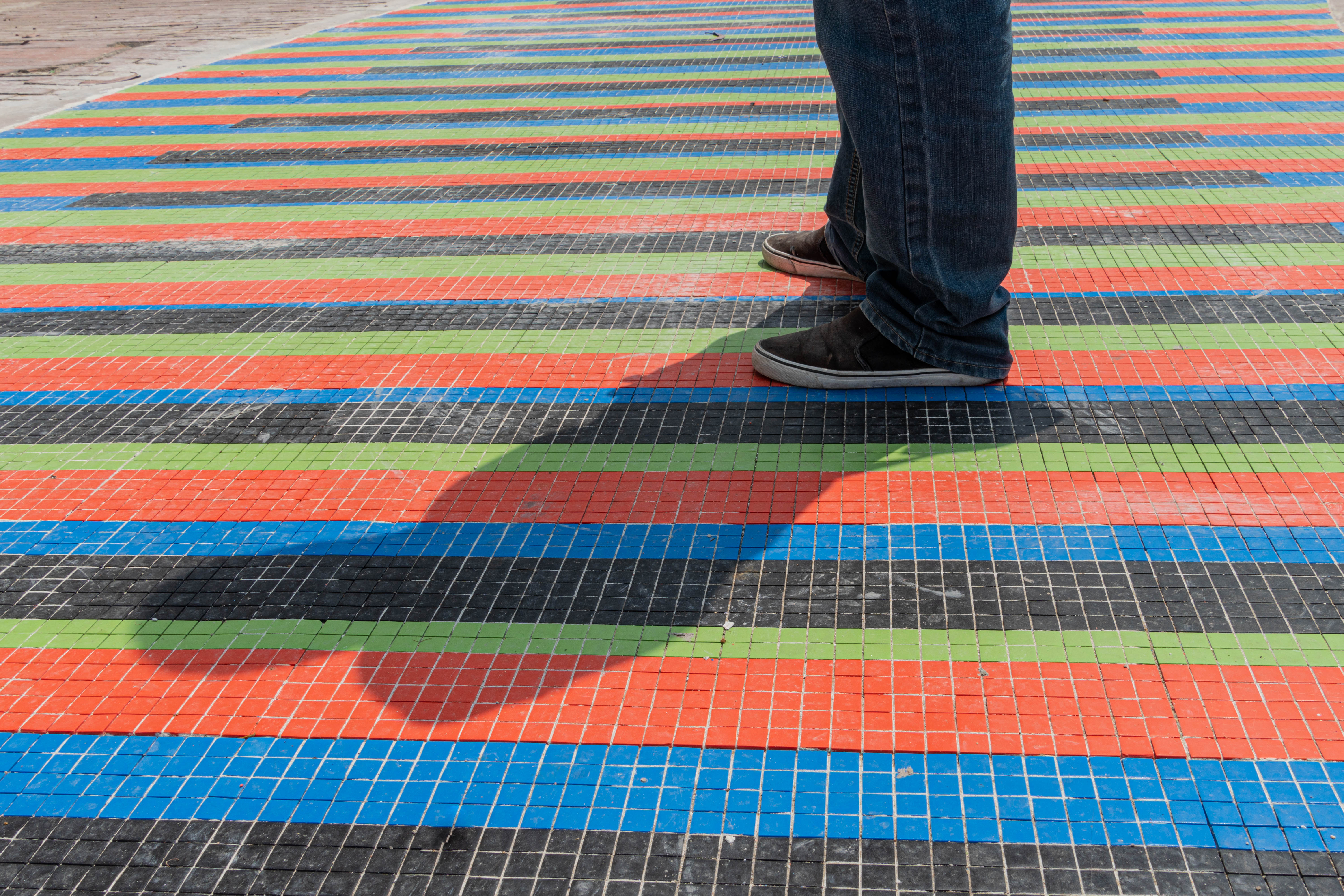 La obra y los escritos de Carlos Cruz-Diez lo sitúan como el último gran pensador del color del siglo XX.