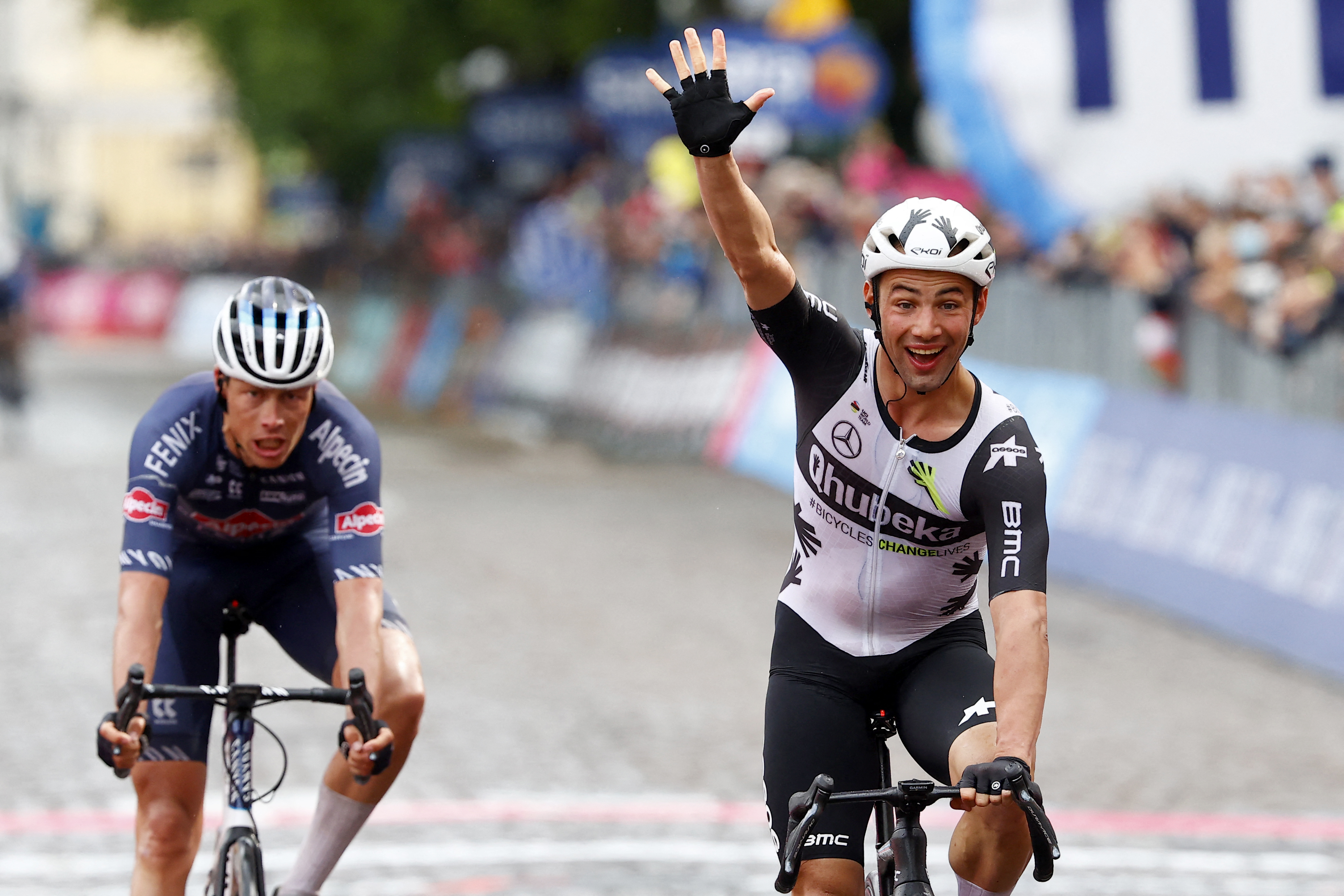 El Giro de Italia 2021 pasó por Eslovenia con Egan como líder sólido