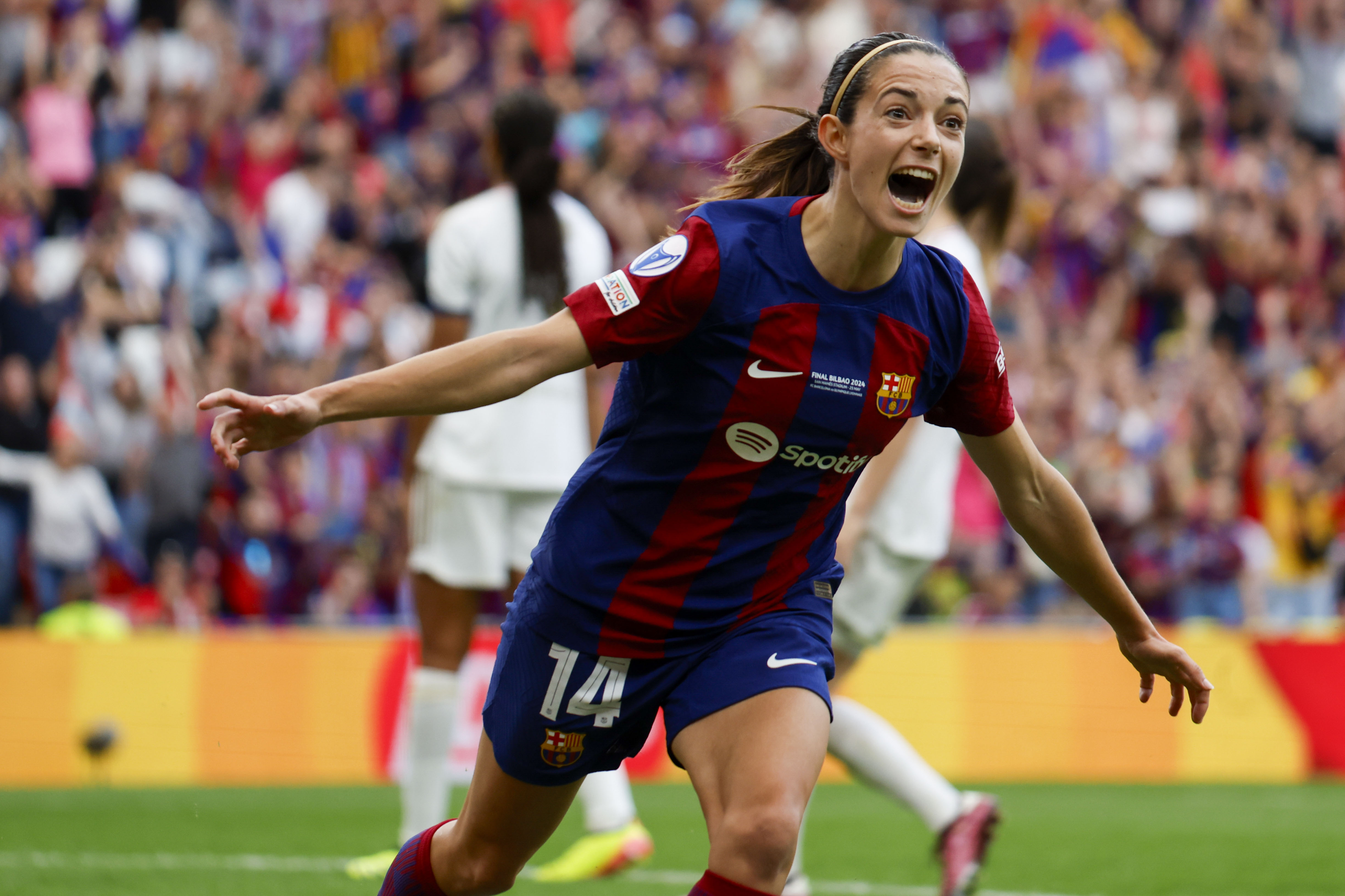 BILBAO, 25/05/2024.- La centrocampista del FC Barcelona Aitana Bonmatí celebra su gol ante el Olympique de Lyon, durante la final de la Liga de Campeones que el FC Barcelona y el Olympique de Lyon han disputado este sábado en el estadio de San Mamés, en Bilbao. EFE/ Miguel Toña
