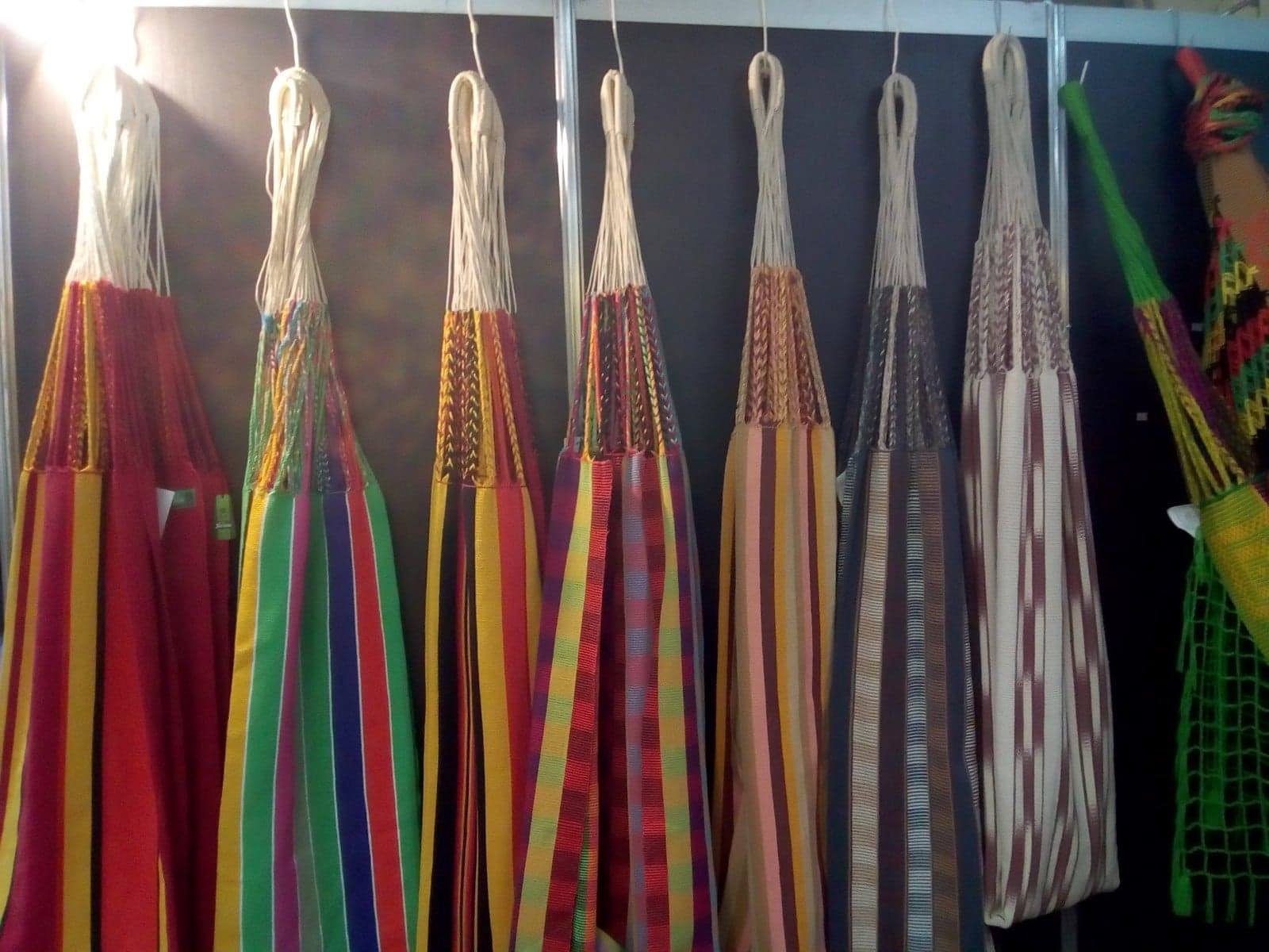 Hamacas hechas por la Asociación de Mujeres Víctimas del Conflicto Armado de San Jacinto.